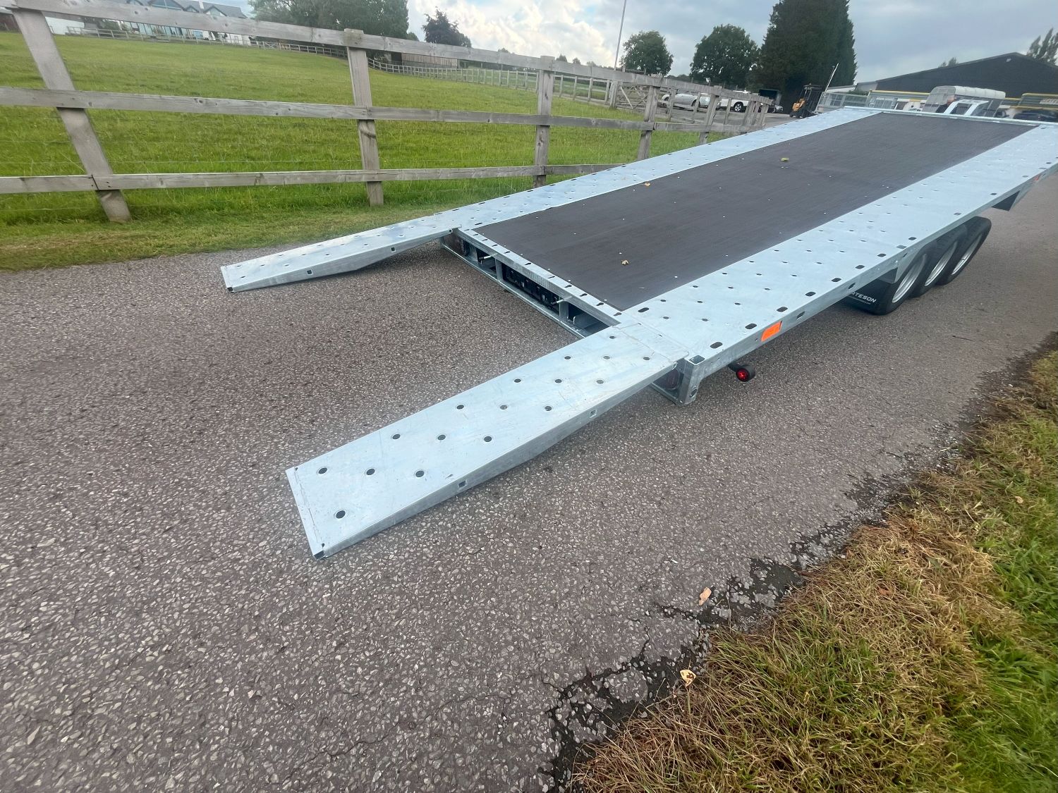 trailer ramp